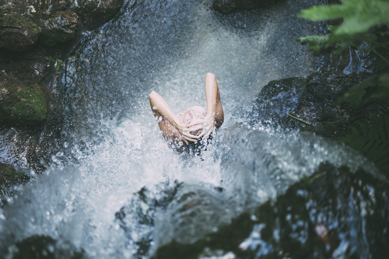 DIY Garden Projects Using River Rocks